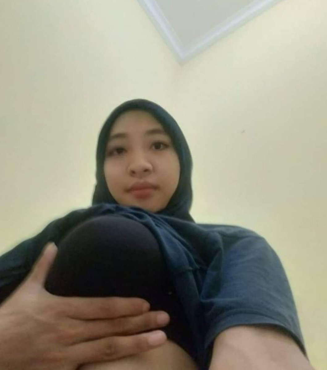 Yandex Viral Hijab Indo ABG Ukhti Dini Oskaria 2026 Terbaru Pasrah Membelah Durian Pink Malam Minggu Top Trending Global New Generation Indonesia Official